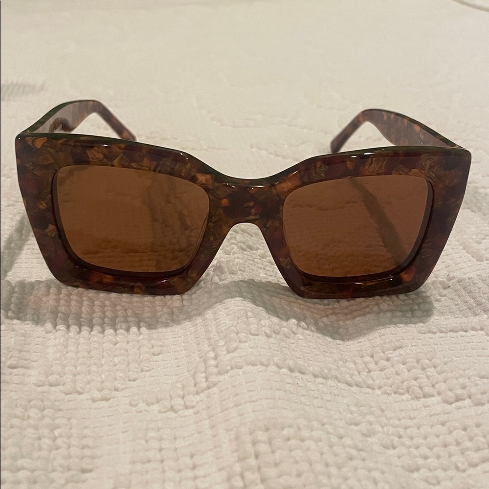 Z Supply Tortoise Shell Polarized Sunglasses